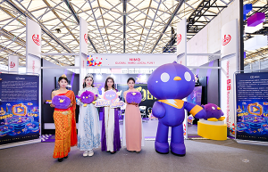 虎牙直播亮相2024ChinaJoy，AI“黑科技”燃动电竞魅力